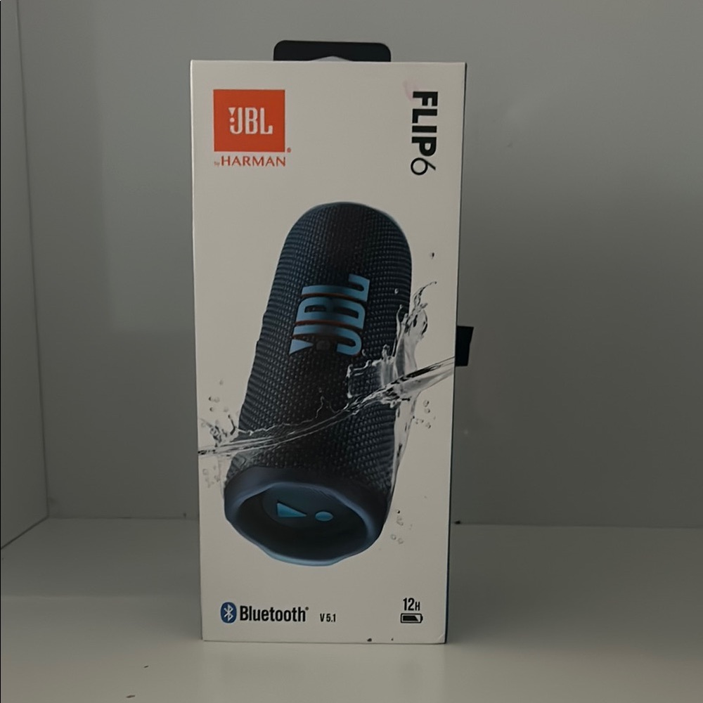 JBL Flip 6 Bluetooth Speaker - Blue